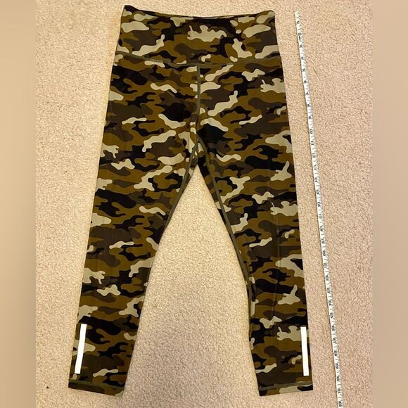 ZYIA Light Green Camo Reflective Soft N Snug Legging Mid Rise 7/8 24” Small - Picture 8 of 16